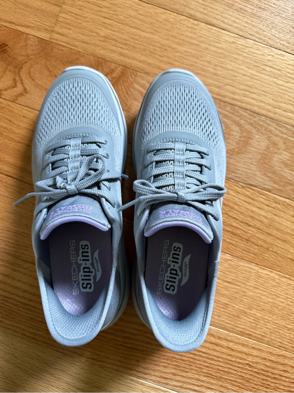 Skechers Women's Light Blue Athletic Slip-Ins with Lavender Accents